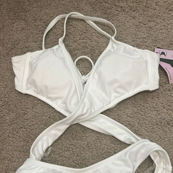 Wild Fable Size S One Piece Cutout Swimsuit White Cheeky Bachelorette Bride NWT - Picture 2 of 7